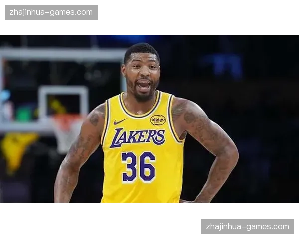 湖人防守效率跃升至联盟第11 斯玛特首发调整激活全队体系